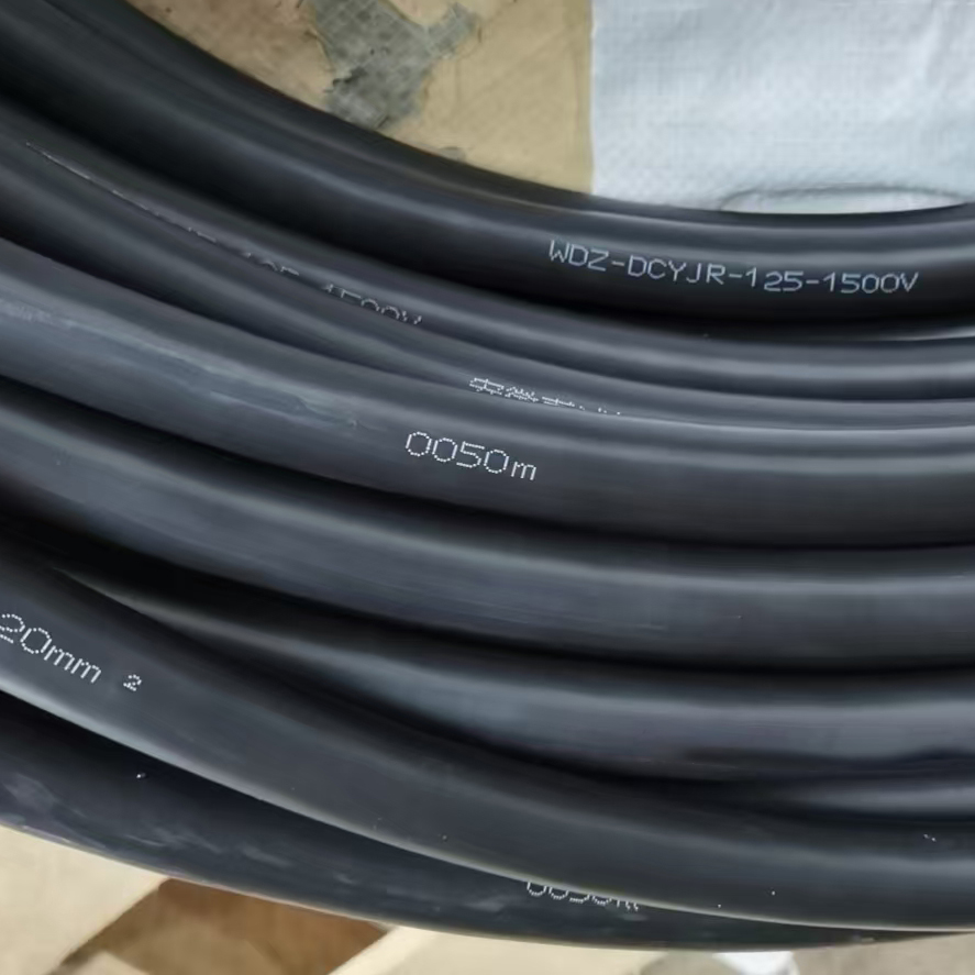 WDZ-DCYJR-125-1500V 1x120mm2低煙無(wú)鹵阻燃機(jī)車(chē)電纜